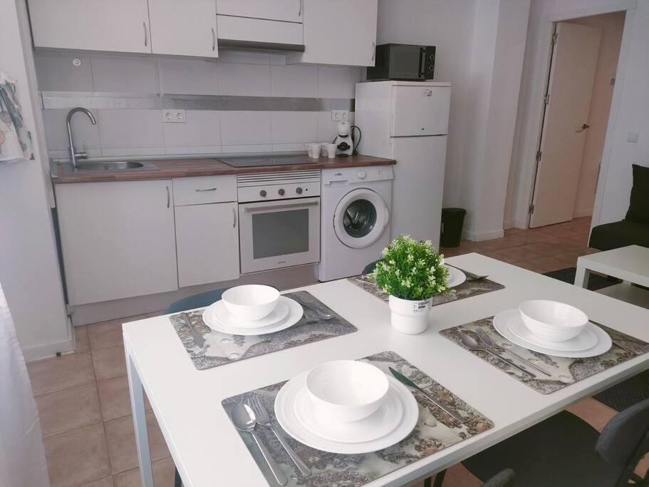 Apartamento Centro Aeropuerto Wizink Feria Bernabeu Madrid Exterior foto